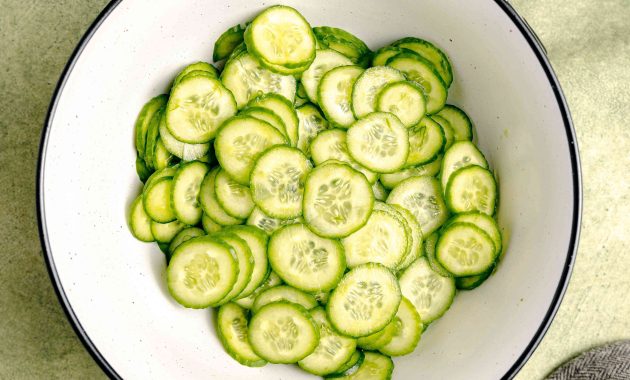 The 1-Minute Greek Cucumber Sandwich I Can’t Stop Making
