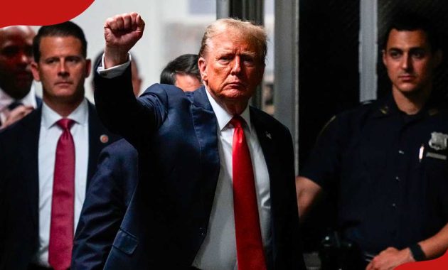 Trump Claims U.S. Navy Will Block Hormuz Strait After Iran Talks Fiasco
