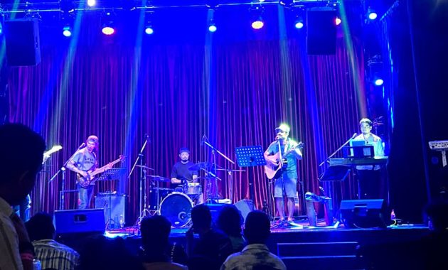 Kathmandu Honors Bob Dylan on Birthday Week