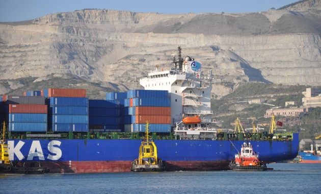 Russia Threatens Global Food Chaos as Ukraine Targets Grain Terminals