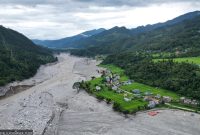 Attachment for Global backing grows for Nepal's climate aid appeal